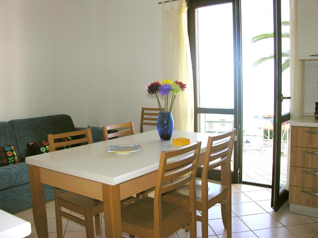 Acciaroli Vacanze Residence Habitación foto